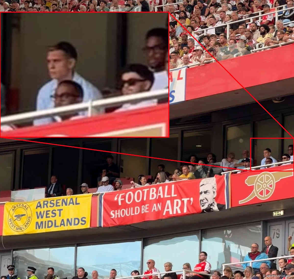 Former Gunner spotted in the stands during Arsenal-Chelsea clash