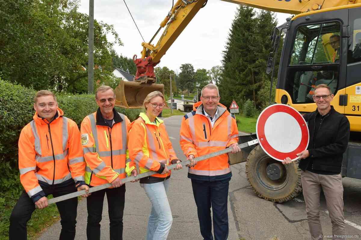 Da kommt der Landrat persönlich: Sven Krüger gibt Startschuss für Straßenbau Niedersaida