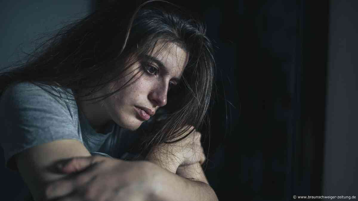 ADHS bei Frauen: Warum sie anfälliger für toxische Beziehungen sind