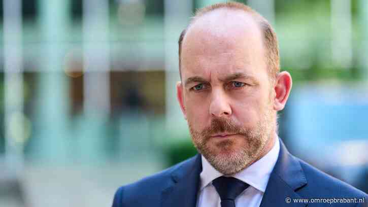 Wéér drie gemeenten op gesprek bij de minister om te weinig asielplekken