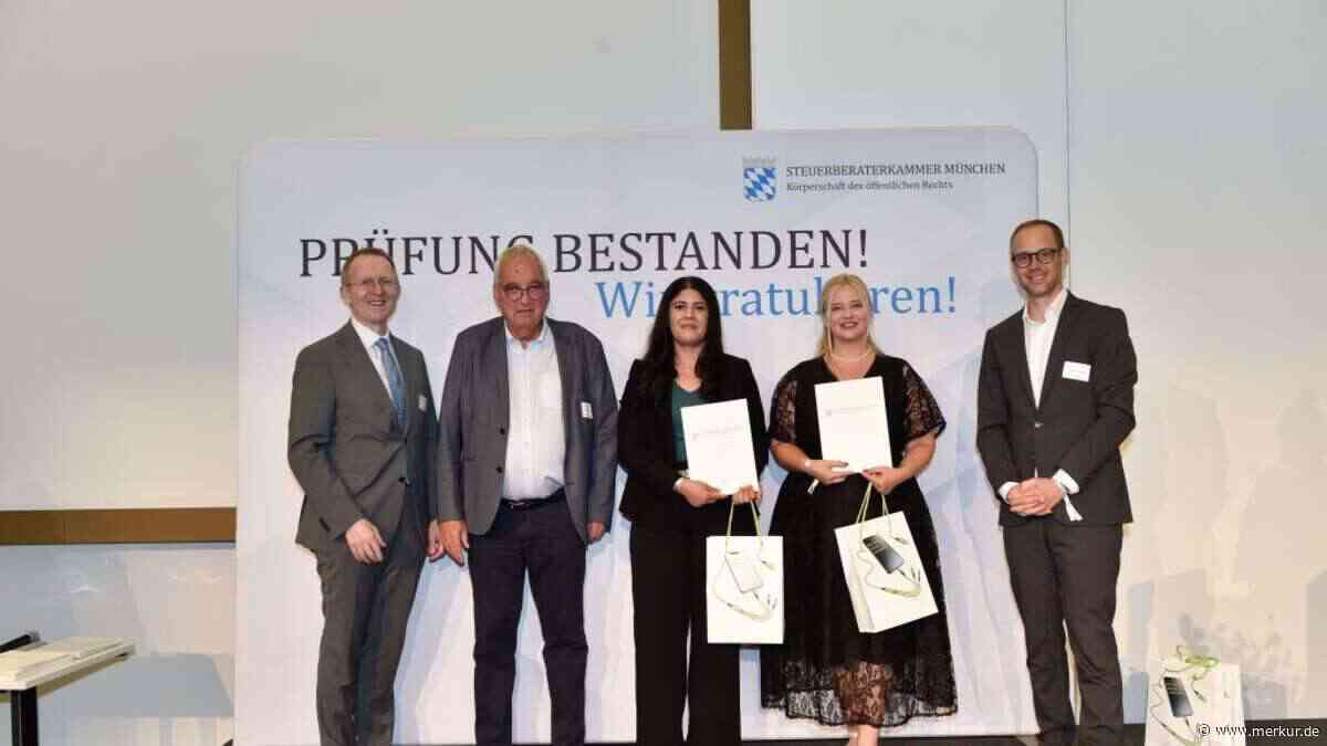Kurdin kam ohne Deutschkenntnisse und besteht jetzt Steuerprüfung mit Note 1,2