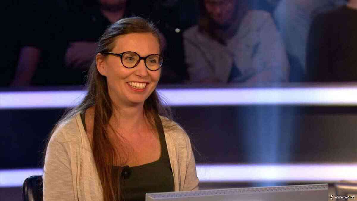 Enkelin der „Pumuckl“-Stimme erschrickt bei WWM: „Oh Gott, ich pack' hier Sachen aus!“
