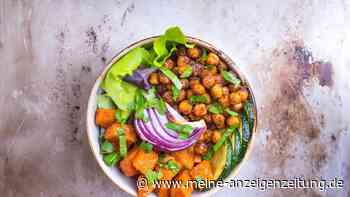 Sättigende Kichererbsen-Bowl – proteinreich und bunt