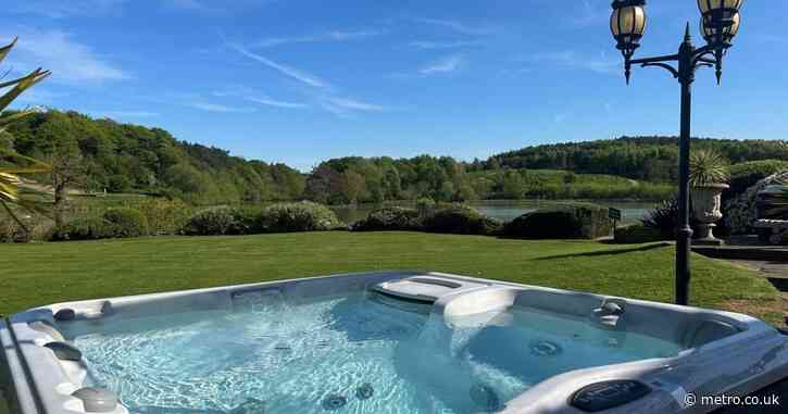 The ‘beautiful’ UK spa inside a Georgian mansion, with ‘lake-level’ pool and £15 entry fee