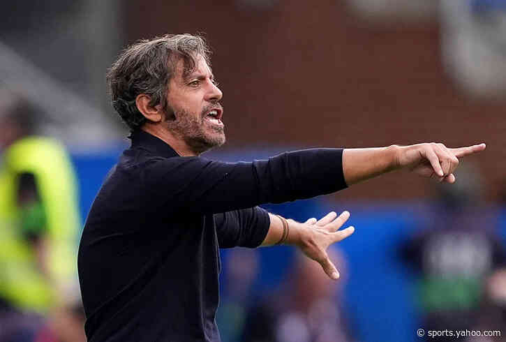 🔝 Surprise pick! Quique Sánchez Flores is LaLiga manager of the month