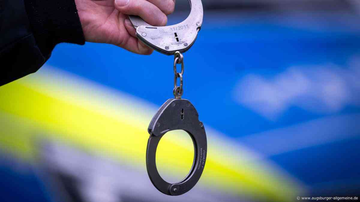 Einbruch in Apotheke: Polizei nimmt zwei Männer fest