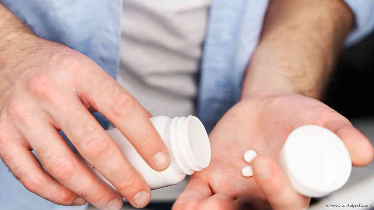 Pharmacist identifies aspirin side effects that doctors 'may not have told you'