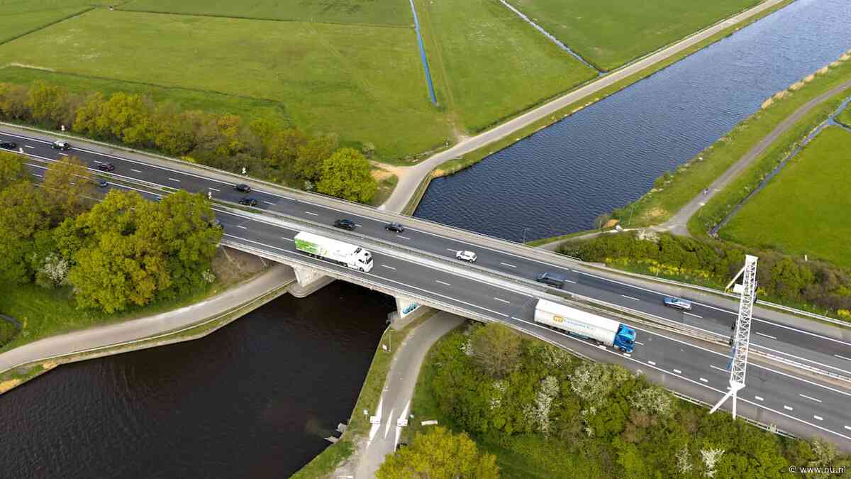 A28 over brug bij Nijkerk 'uit voorzorg' zeker 48 uur dicht in beide richtingen