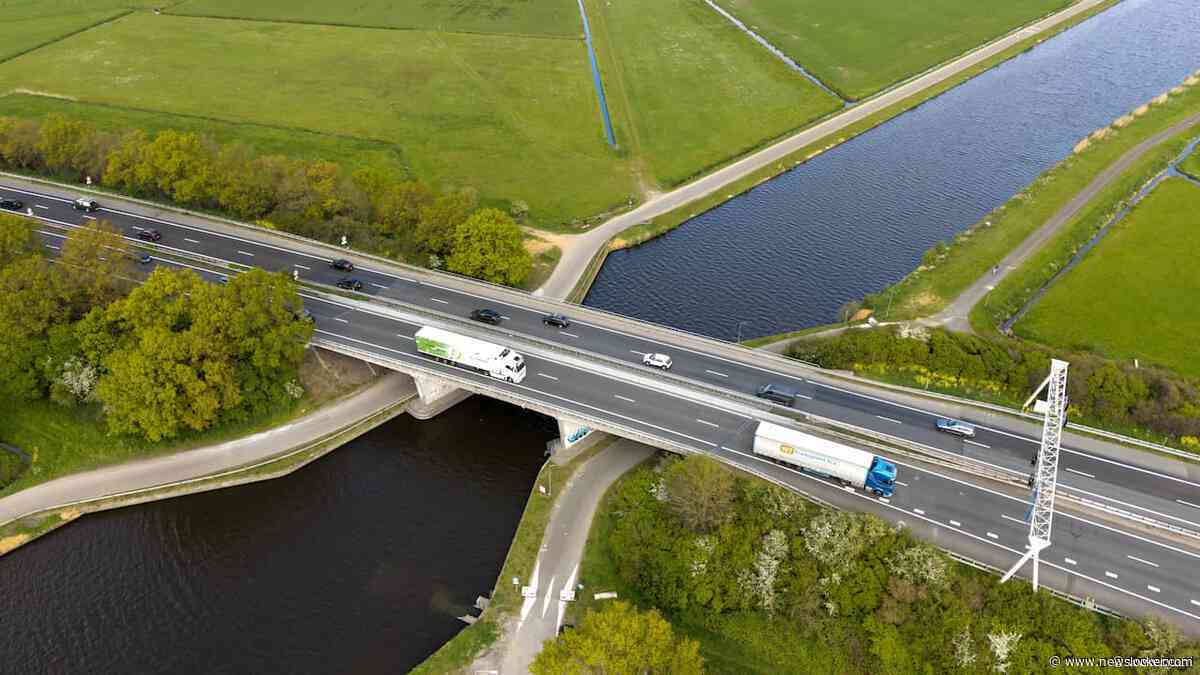 A28 over brug bij Nijkerk 'uit voorzorg' zeker 48 uur dicht in beide richtingen
