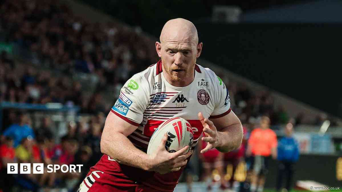 Wigan captain Farrell to retire at end of season