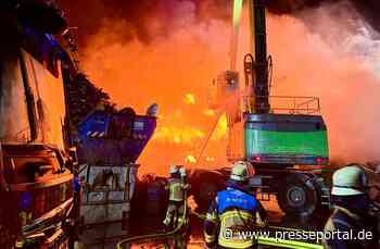 FW-E: Großbrand auf Schrottplatz - rund 140 Einsatzkräfte im Einsatz