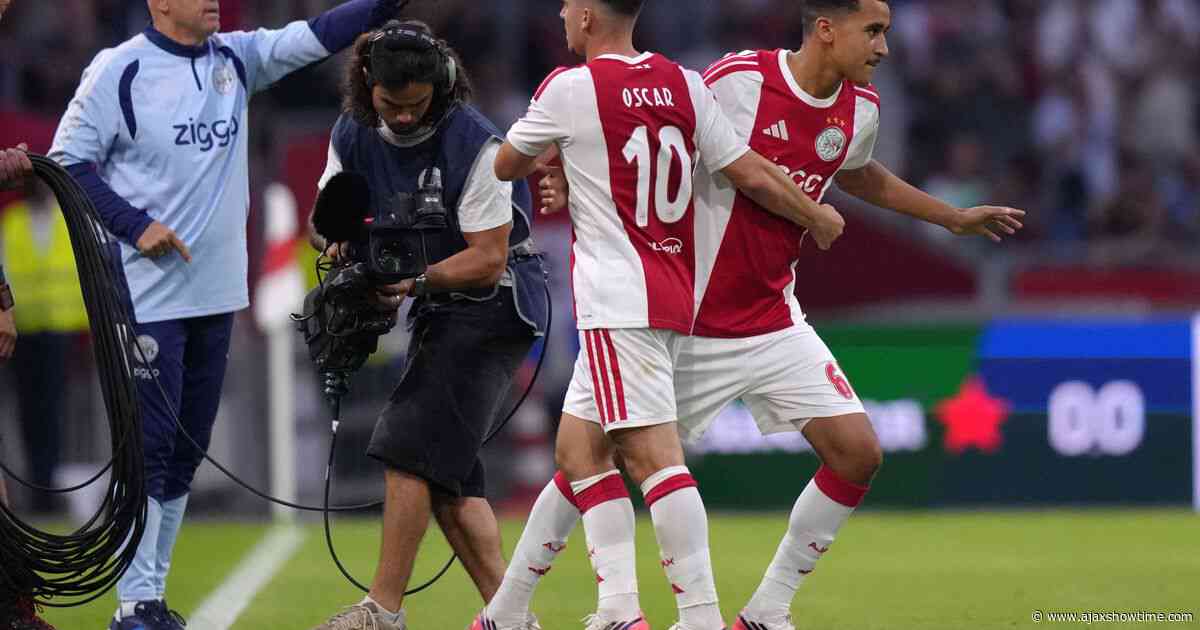 Míchel krijgt flinke kritiek na reserverol Ajacied: 'Een onbegrijpelijke beslissing'