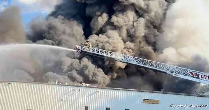 Crews continue battling massive fire, smoke at South Fulton recycling facility