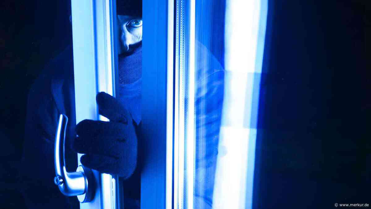 Einbrecher flüchten in Dachau und Karlsfeld – und lassen Werkzeug zurück