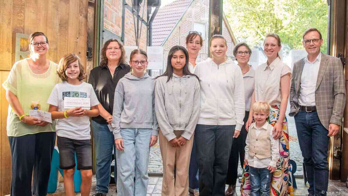 Bei Gedichtwettbewerb: 13-Jährige gewinnt mit eigenem Rap – „Dachte, das wäre cool“