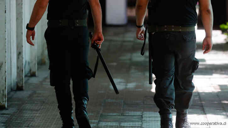 Cuatro gendarmes de la cárcel de Collipulli fueron detenidos por narcotráfico y cohecho