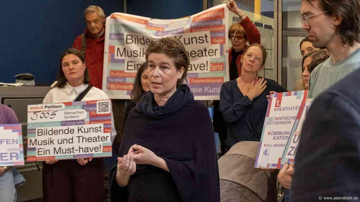 Alarm in der Kulturszene: kein garantiertes Abitur in den musischen Fächern?