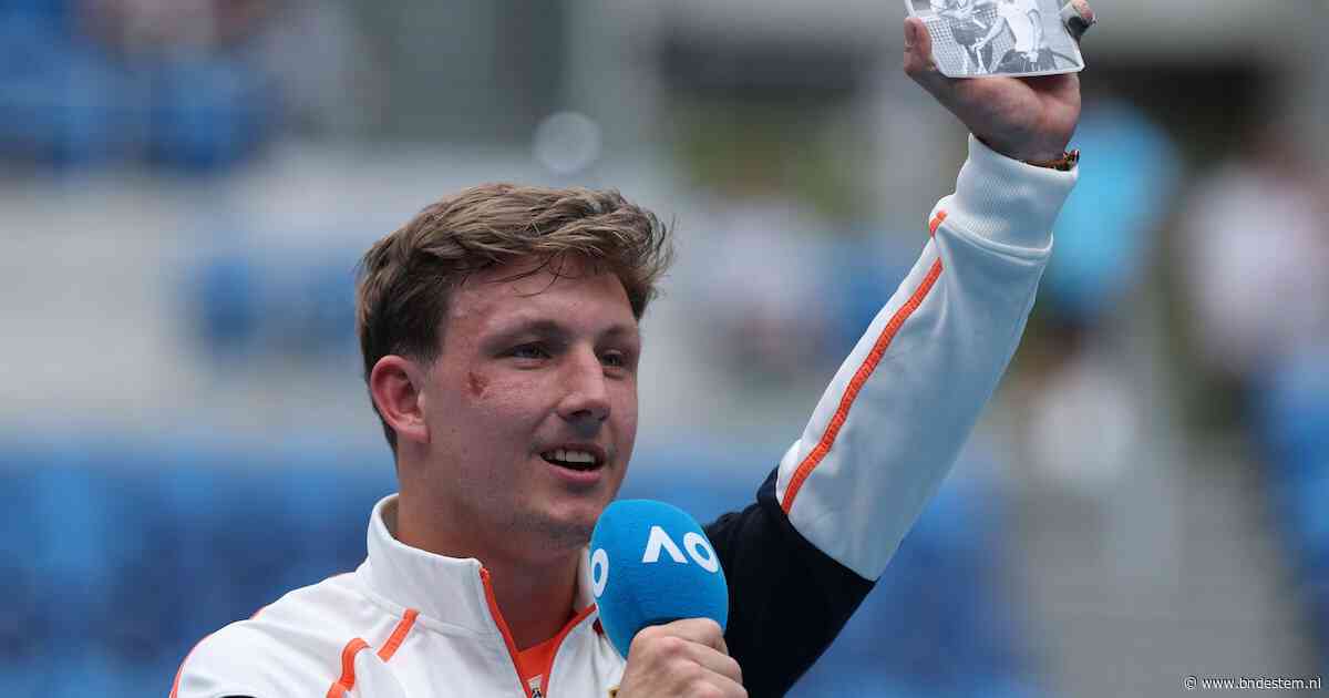 De dochters van zijn overleden trainer komen hem aanmoedigen, en juist dát raakt Niels Vink diep