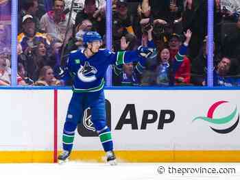 Canucks: Zeev Buium extension shows young American keen on playing in Canada