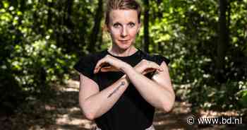 Ode aan het leven, de dood en wandelen: dit zijn de tattoos van Simone (37) zelf