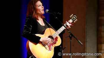 Rosanne Cash Postpones Upcoming Shows Due to ‘Unforeseen Medical Emergency’