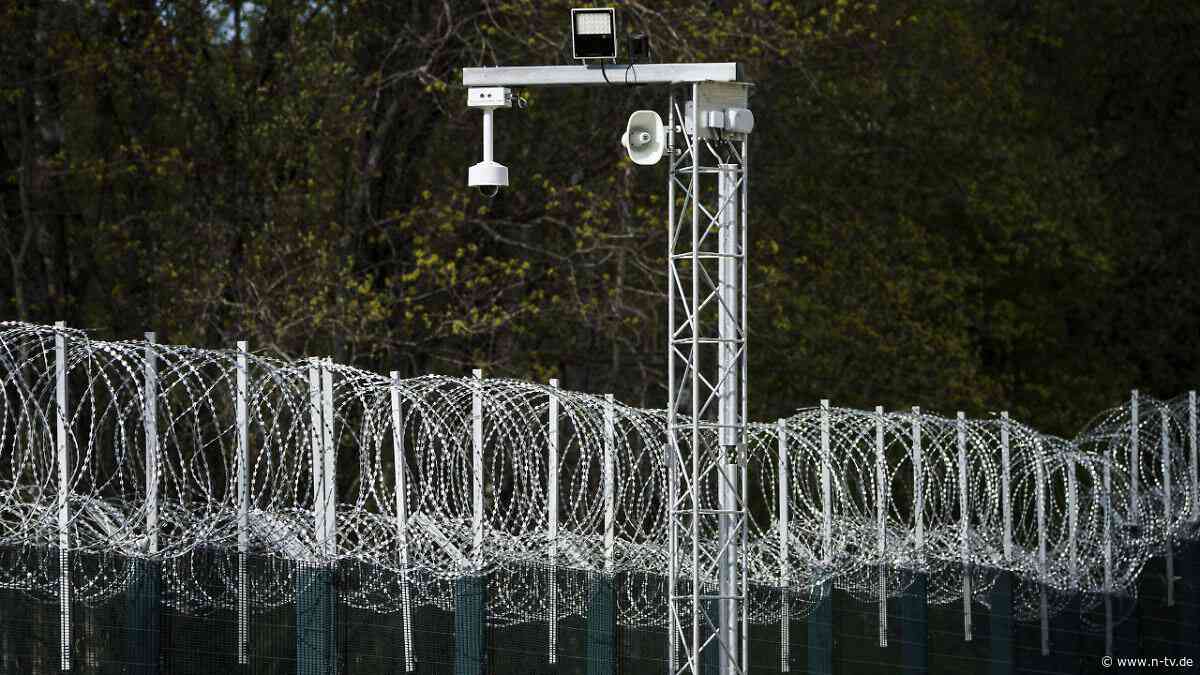 "Menschen fernhalten": Finnland errichtet 200 Kilometer Zaun an Grenze zu Russland
