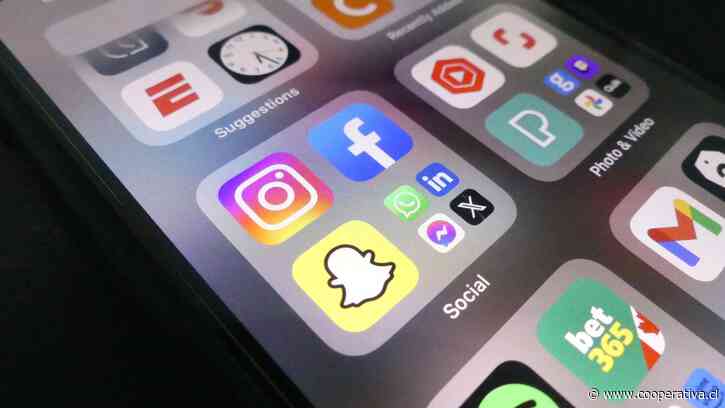 Finlandia: Pedófilo enfrenta juicio por abusar a 361 niños mediante Snapchat