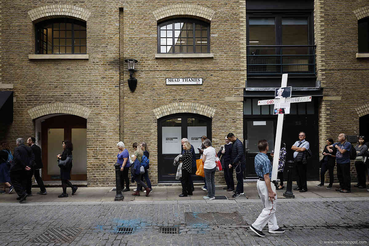 Businessman offers to pay legal fees for street preachers arrested by police