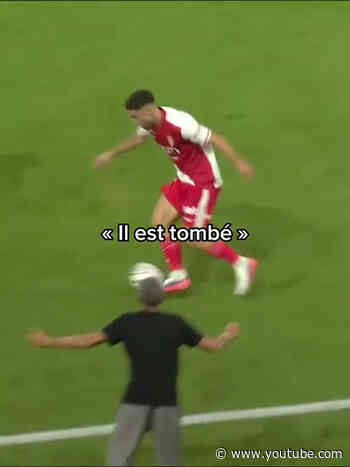 Il est tombé 😅 #ligue1 #football #sports #psg #soccer #footballshorts #foot #skills #shorts