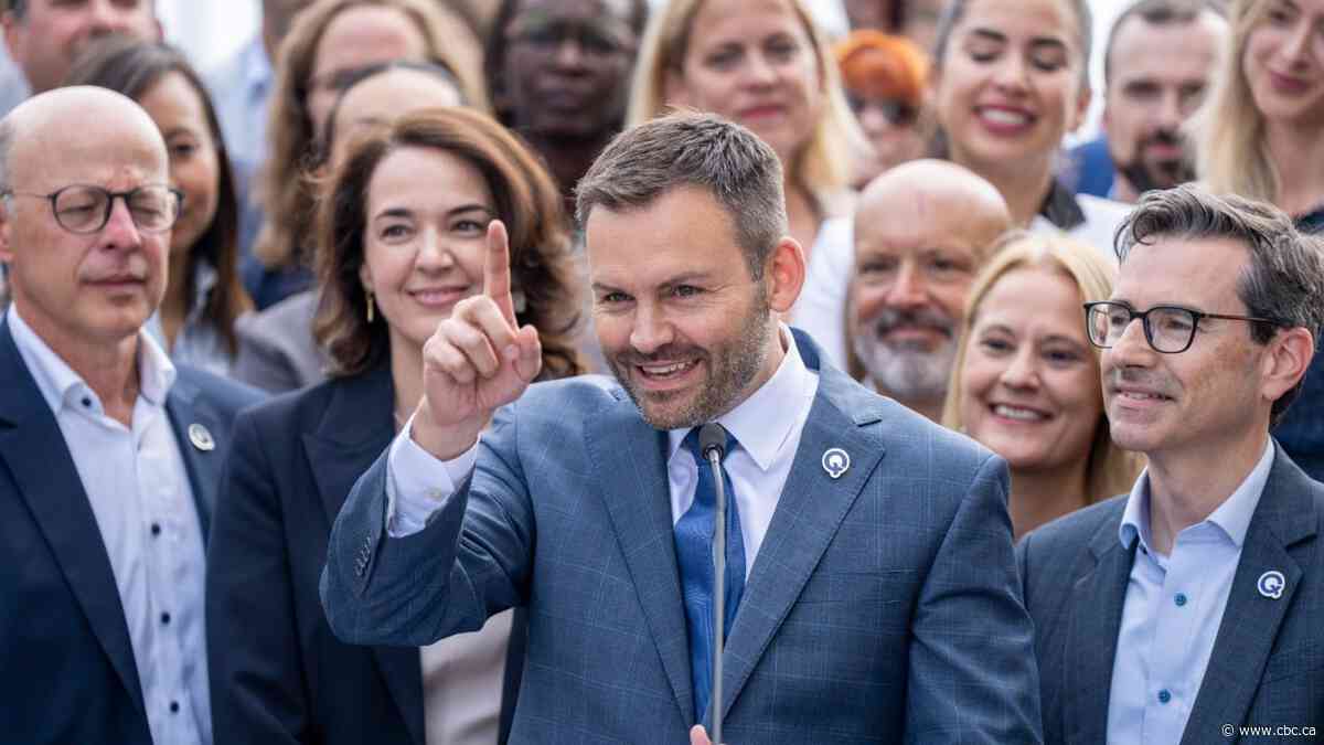 Parti Québécois still in the lead, new poll suggests ahead of Quebec election