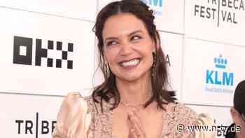 Private Fotos aus Italien : Katie Holmes genießt Liebesurlaub mit Freund Jason 