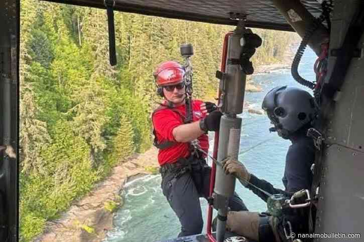 Injured hiker airlifted from West Coast Trail near Port Renfrew