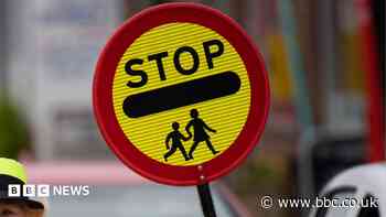 Body-worn cameras given to school crossing wardens
