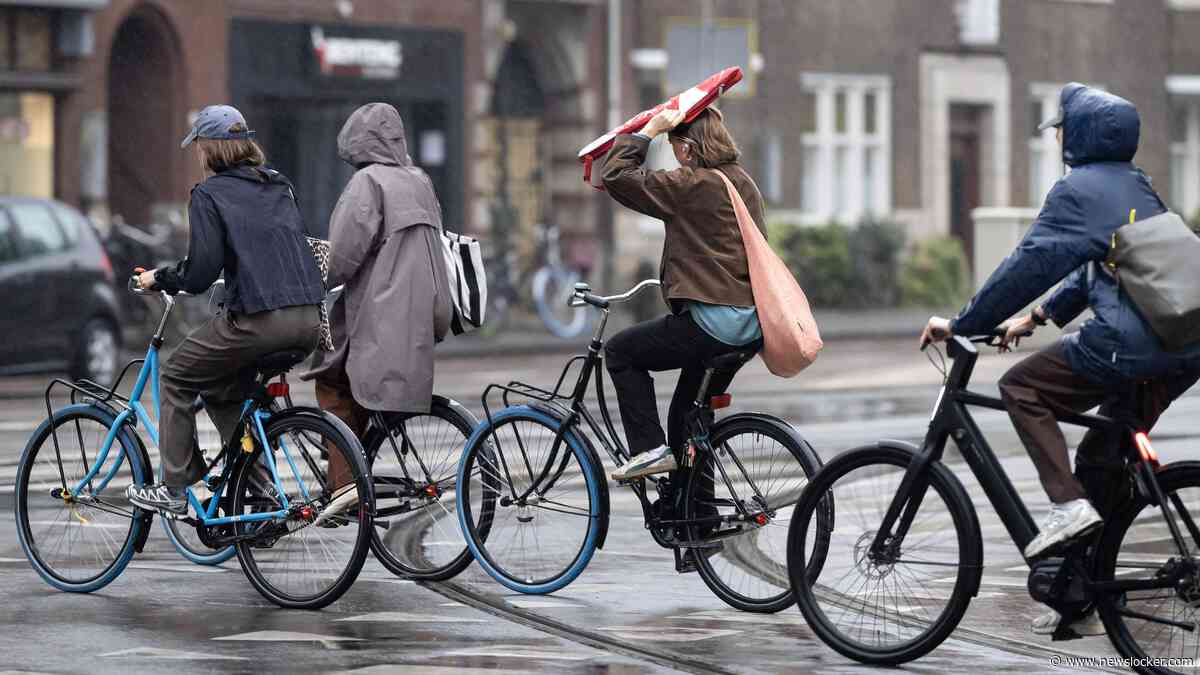 Zomerse temperaturen slaan om in nat herfstweer: veel regen en stevige wind