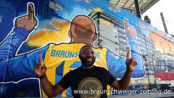 Geschichte und Fan-Verbundenheit: Warum eine Eintracht-Legende das Stadion ziert