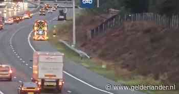Uitgebrand voertuig op A12 bij Ede zorgt voor overlast: rijstroken weer vrijgegeven