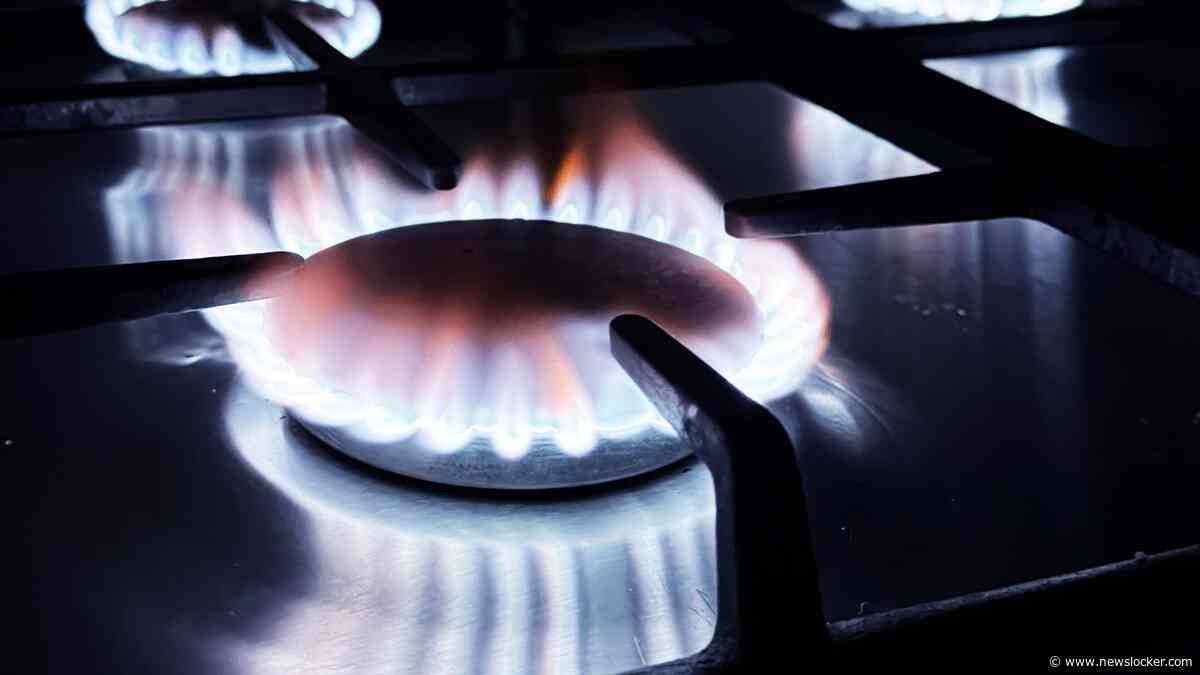 Hogere prijzen bij buitenlandse vakanties en duurder gas stuwen inflatie verder omhoog