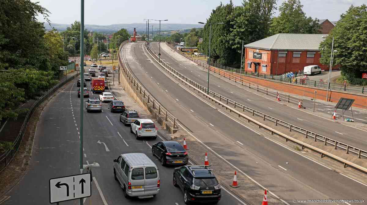 Manchester Street Viaduct closure could be extended 10 weeks as traffic chaos in Oldham goes on