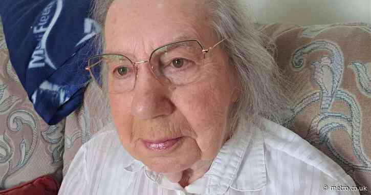 Woman in her 80s couldn’t buy food after bank card was hacked and blocked