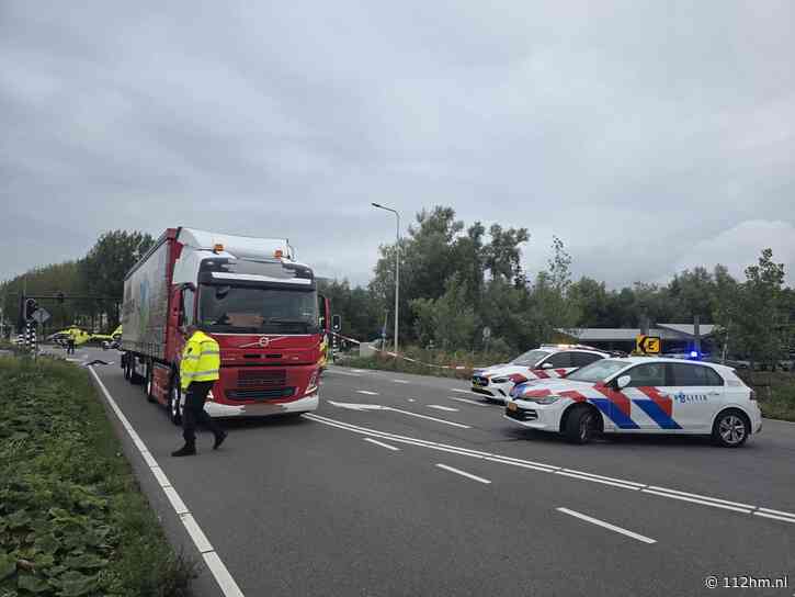 Fietser ernstig gewond bij aanrijding met vrachtwagen in Gouda