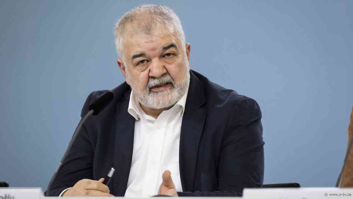"Vor Rechtsextremisten schützen": Türkische Gemeinde: Sachsen-Anhalt für Asylbewerber zu gefährlich
