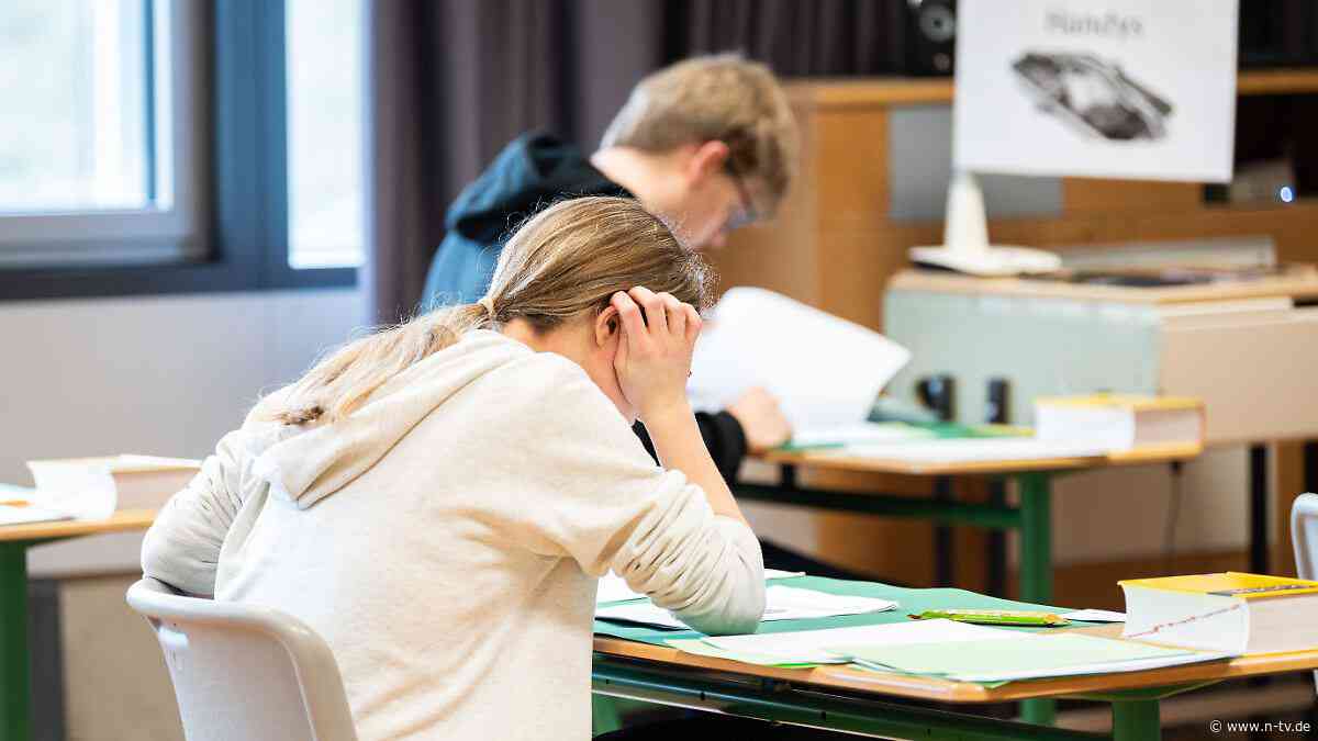 Erschreckende Pisa-Ergebnisse: Schüler rechnen und lesen so schlecht wie nie zuvor
