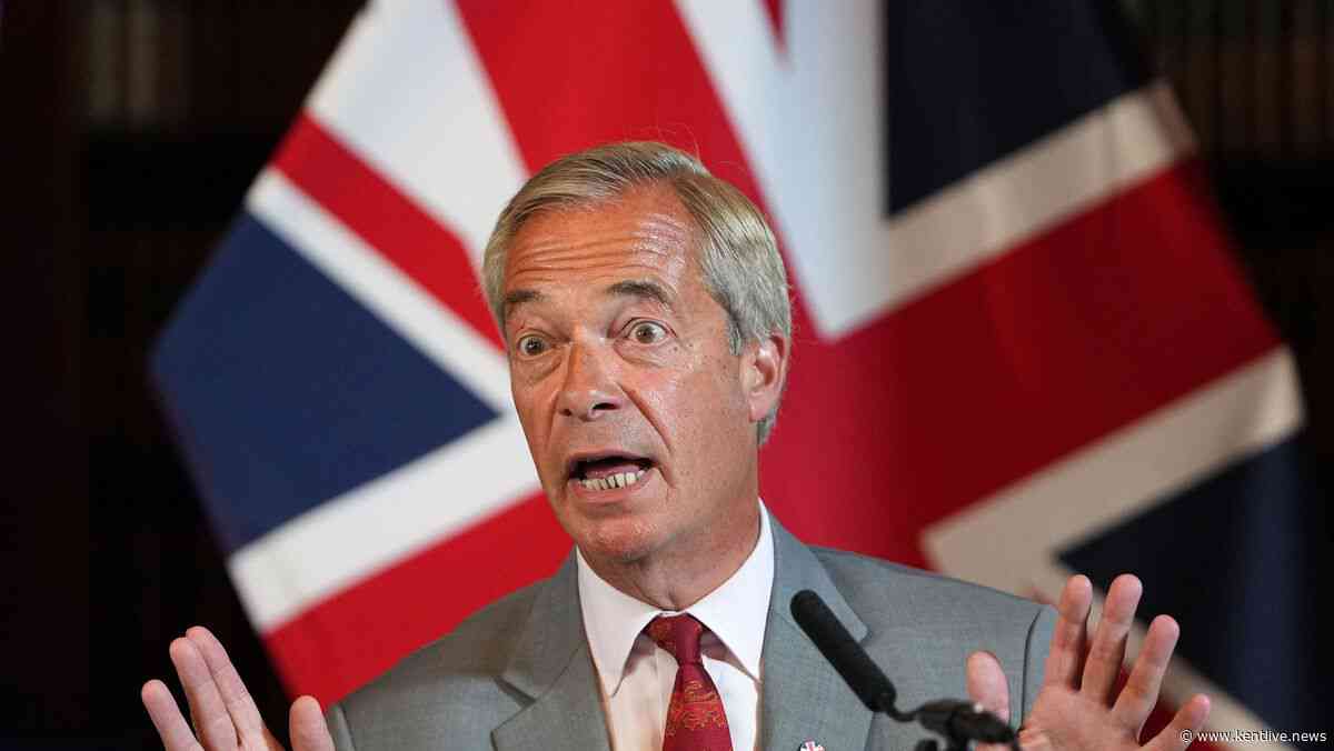 Nigel Farage calls for 'no exceptions' face-covering ban in public