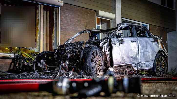 Auto met benzine overgoten en aangestoken: ‘Ik weet wie hierachter zit"