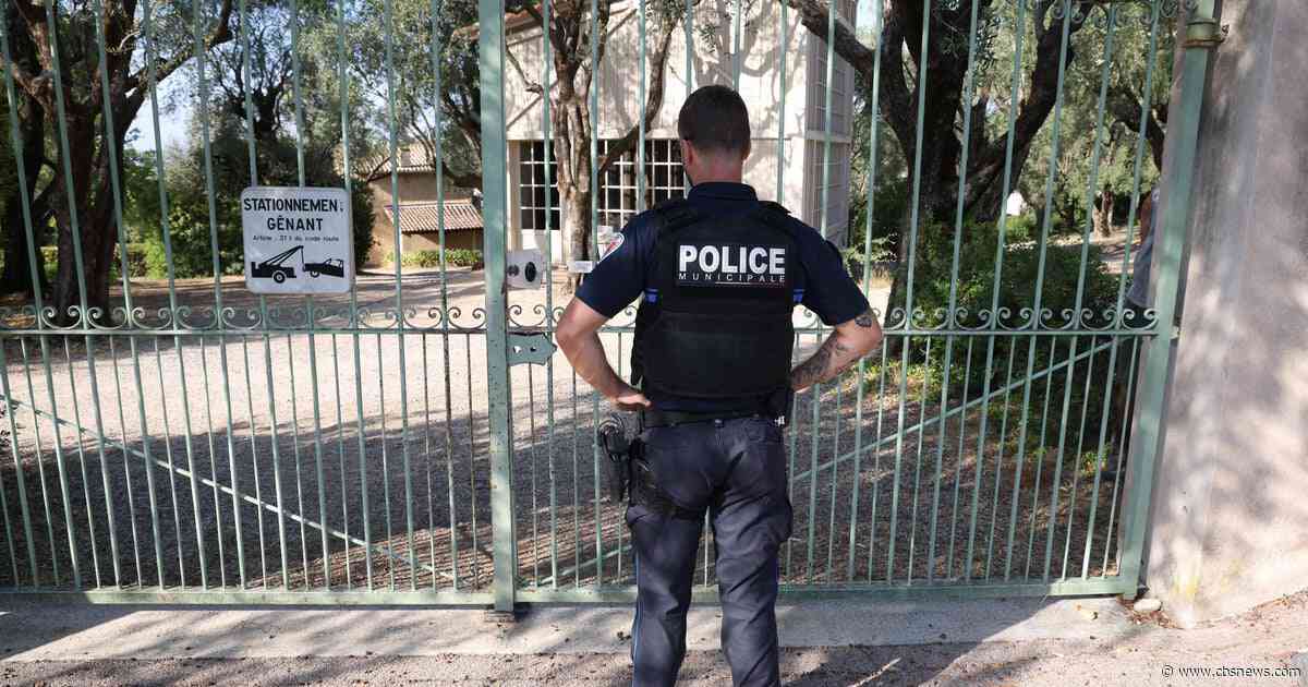 3 works of art stolen from France's Renoir Museum, local mayor says