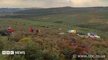 Injured adventurers saved by mountain rescue team
