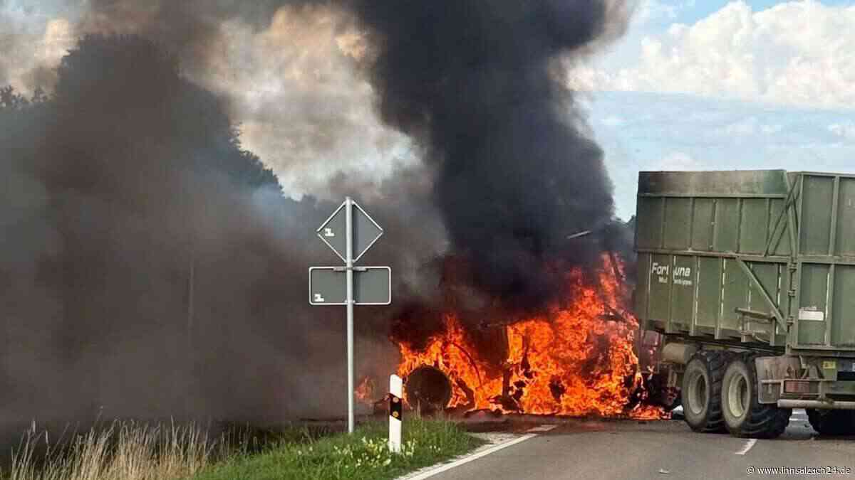 Rettern zeigt sich schreckliches Bild in Oberbayern: Biker liegt tot neben brennendem Traktor