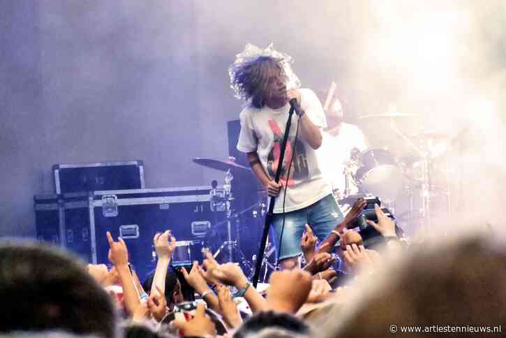 Cage The Elephant met Dying in Reverse-tour naar AFAS Live Amsterdam