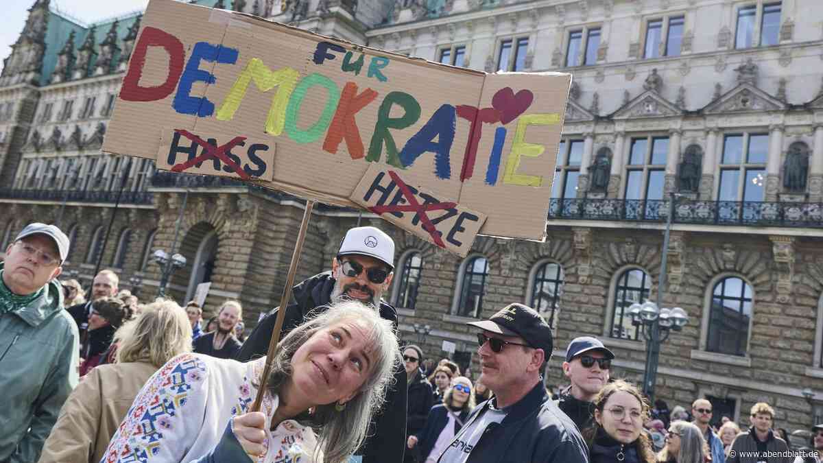 Bosse spielt live: Tausende Menschen bei XXL-Demo am Jungfernstieg erwartet