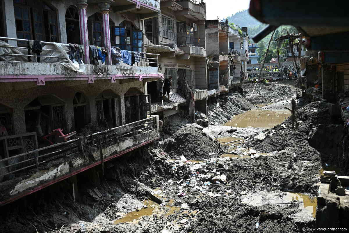 Nepal flood death toll rises over 1,300 as rescuers scour tunnels